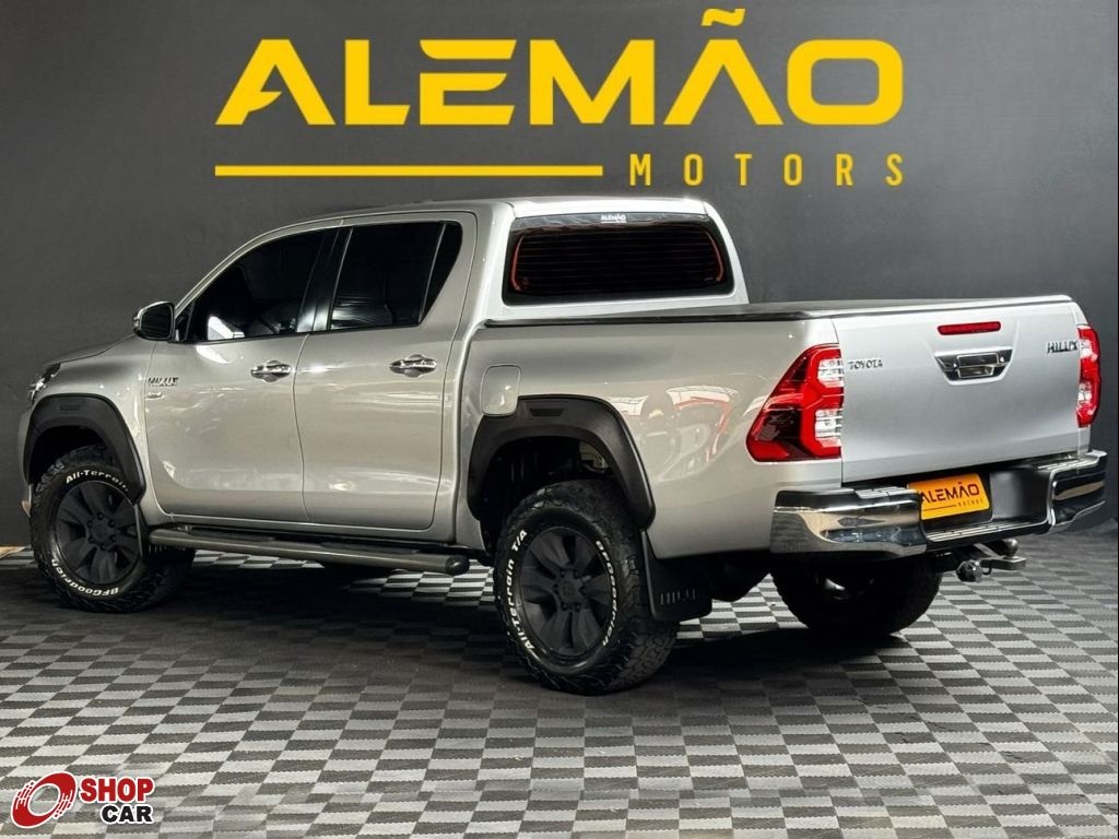 Hilux SRV