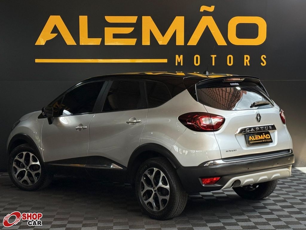 Captur Intense